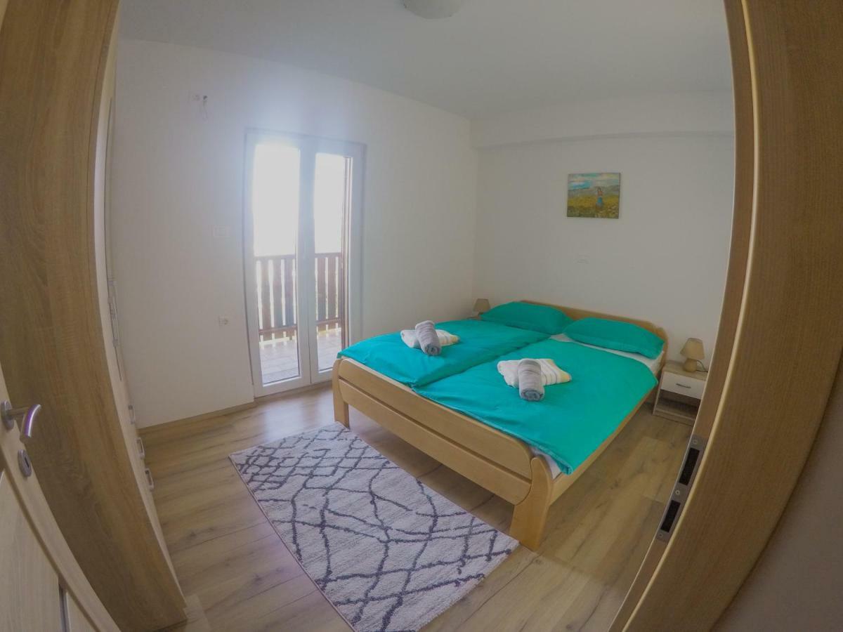 Apartamento Prenocisca Rusjan Rence Exterior foto